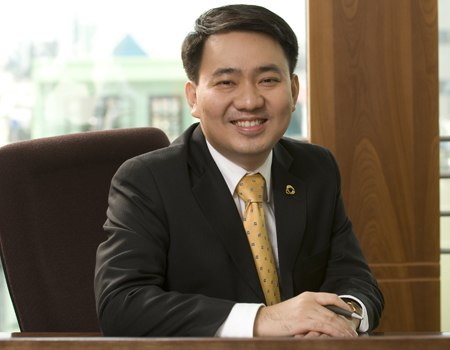 CEO tương lai của DongABank bất ngờ từ nhiệm